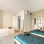 Seaview Luxury Haven Living & 3bedrooms Seafront *