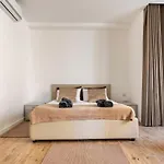 Seaview Luxury Haven Living & 3bedrooms Seafront Sliema