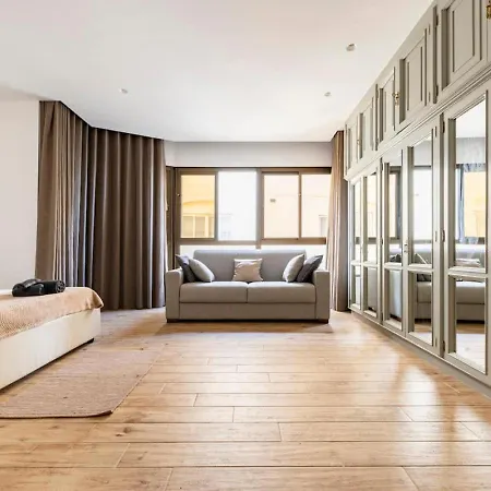 Sea View Luxury Haven Living & 3bedrooms Seafront Апартаменты