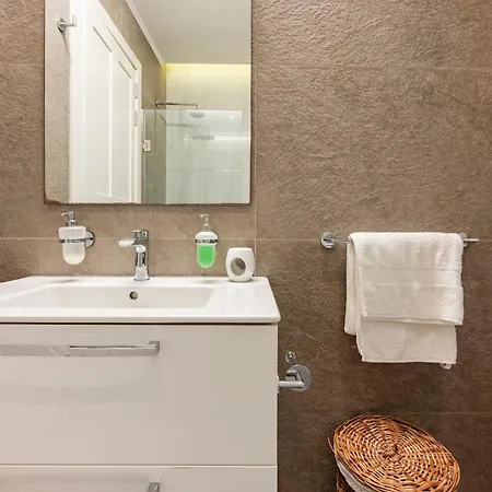 Апартаменты Sea View Luxury Haven Living & 3bedrooms Seafront Слима